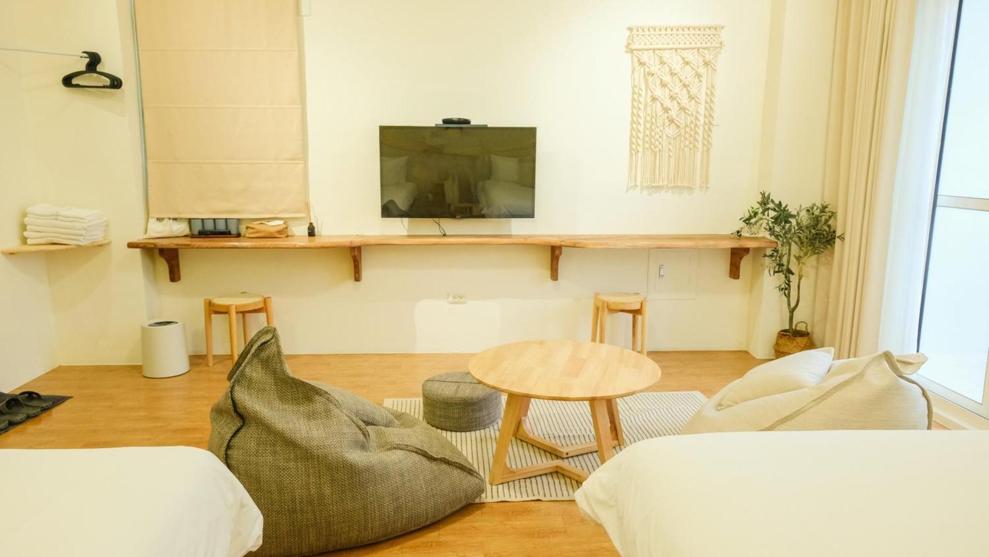 โคซี บลู บีแอนด์บี - ไถตง Bed & Breakfast Taitung ภายนอก รูปภาพ